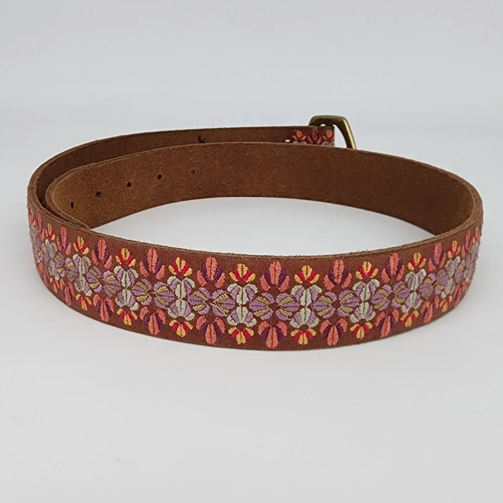 Lucky Brand Embroidered Leather Belt Purple Flowers on Brown Size M - Picture 6 of 8